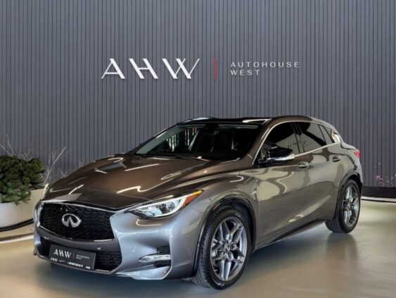 Infiniti QX30