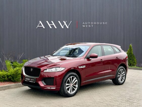 Jaguar F-Pace