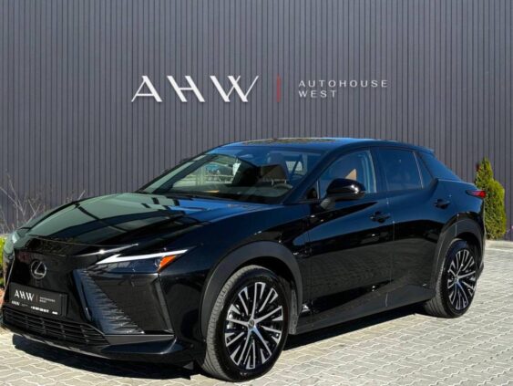 Lexus RZ 450E